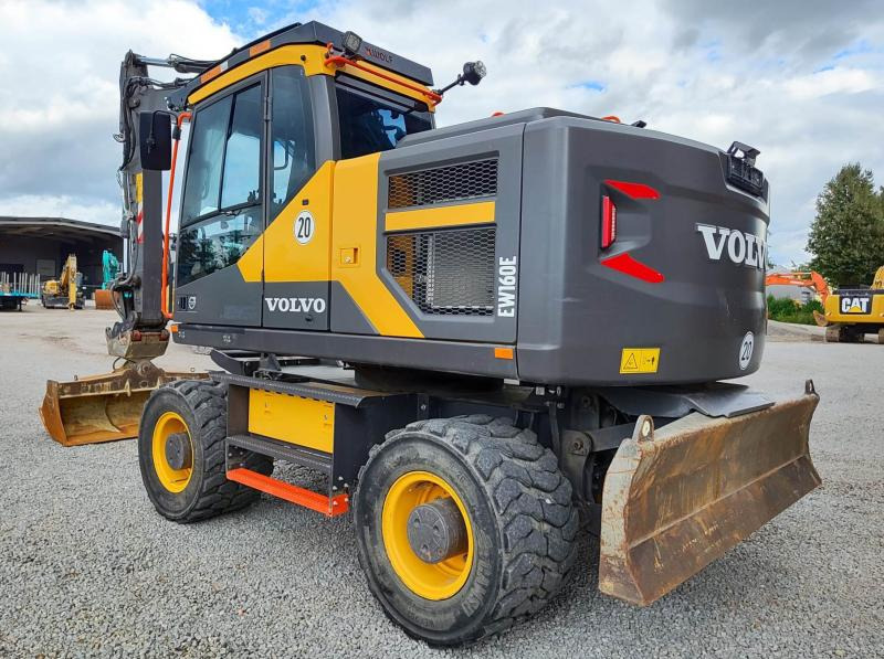 Volvo EW160E - מחפר גלגלים: תמונה 1 Volvo EW160E - מחפר גלגלים: תמונה 1