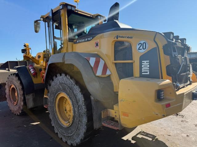 Volvo L110H - מעמיס גלגלים: תמונה 1 Volvo L110H - מעמיס גלגלים: תמונה 1