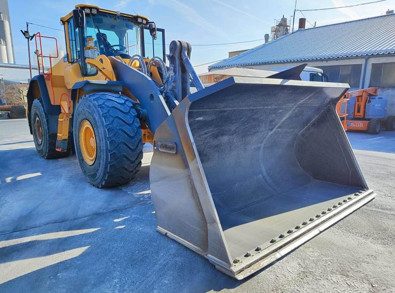Volvo L180H Long Boom - מעמיס גלגלים: תמונה 3 Volvo L180H Long Boom - מעמיס גלגלים: תמונה 3