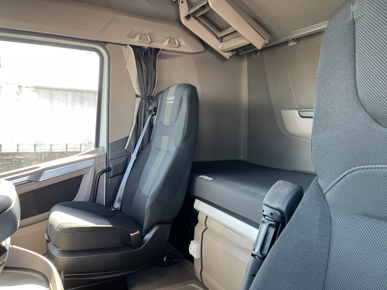 DAF XG 530 - יחידת טרקטור: תמונה 5 DAF XG 530 - יחידת טרקטור: תמונה 5