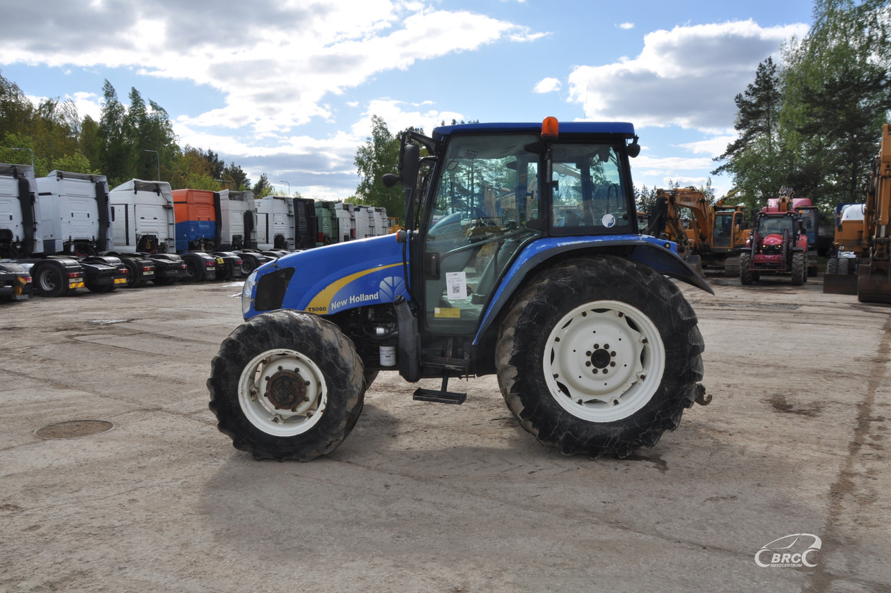 New Holland T5060 - טרקטור חקלאי: תמונה 3 New Holland T5060 - טרקטור חקלאי: תמונה 3