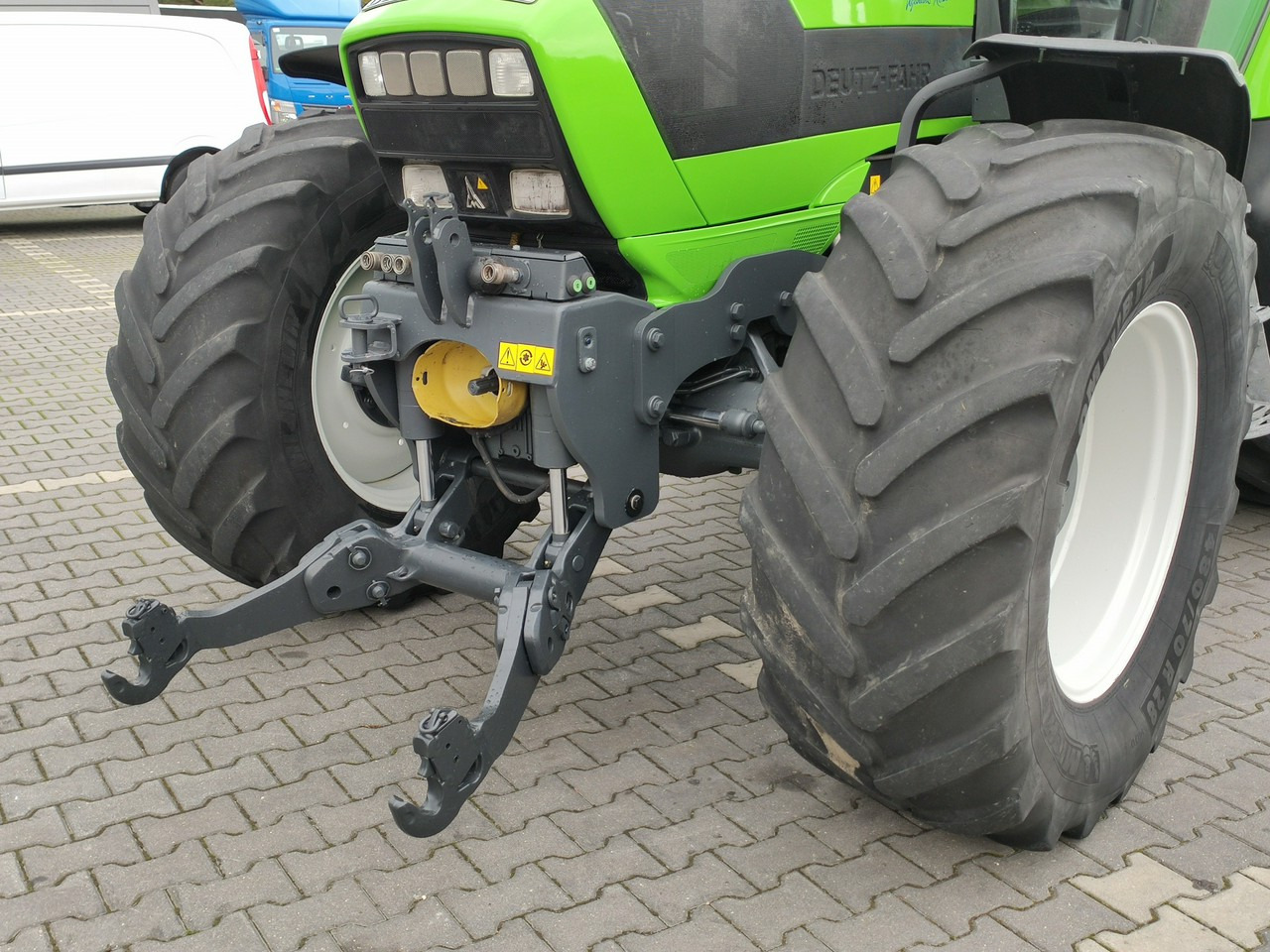 Deutz Fahr Agrotron M620 4x4 Przedni Tuz Wałek W.O.M Wyjścia do Przyczepy - טרקטור חקלאי: תמונה 4 Deutz Fahr Agrotron M620 4x4 Przedni Tuz Wałek W.O.M Wyjścia do Przyczepy - טרקטור חקלאי: תמונה 4