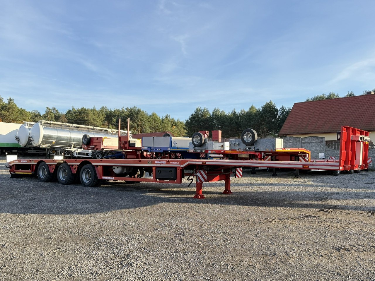Faymonville Niskopodłogowa Telemega Rozciągana 7m 3-Osiowa Oś skrętna - סמיטריילר עם מטען נמוך: תמונה 2 Faymonville Niskopodłogowa Telemega Rozciągana 7m 3-Osiowa Oś skrętna - סמיטריילר עם מטען נמוך: תמונה 2