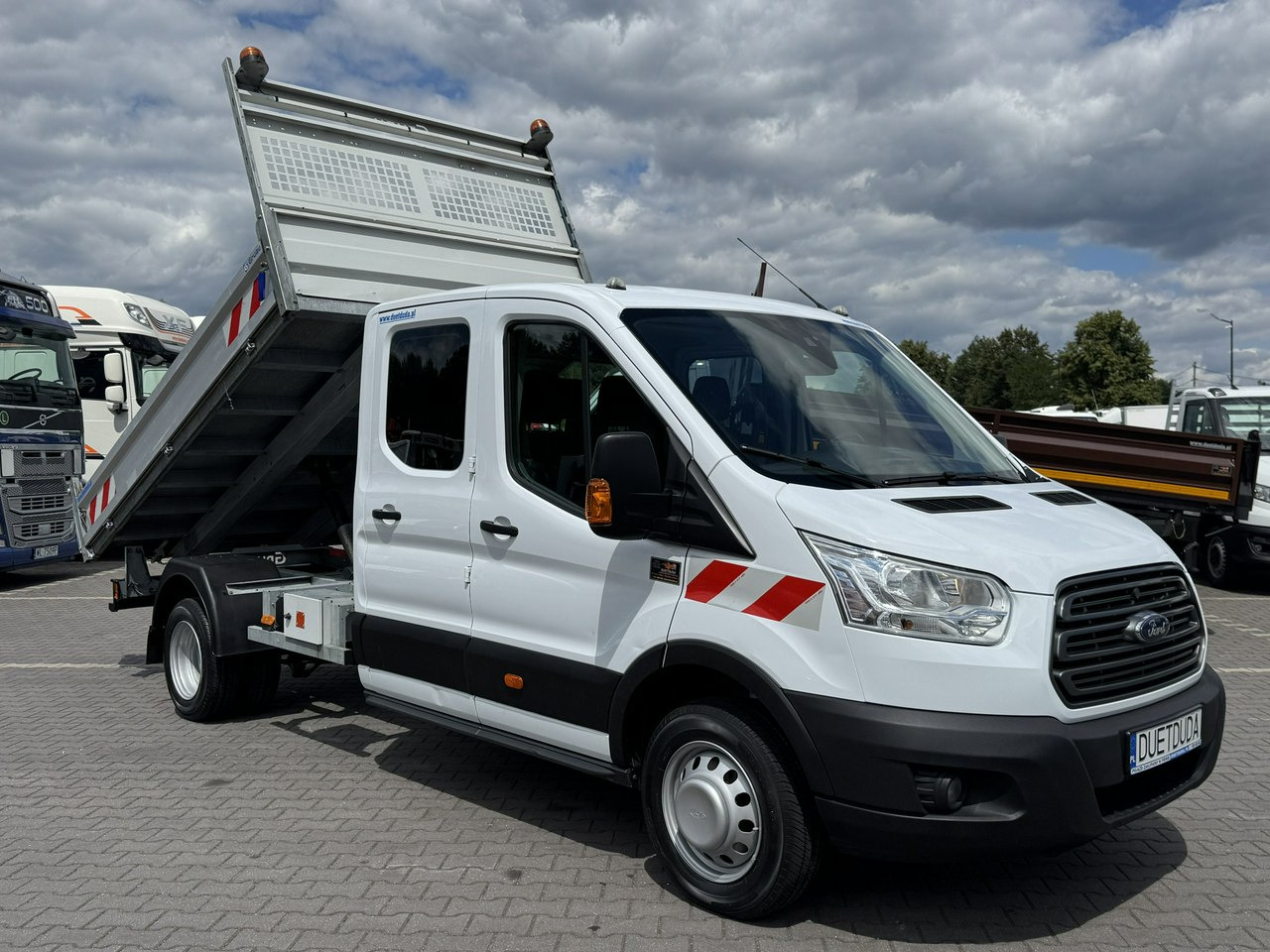 Ford Transit - כלי רכב מסחרי מזהיר: תמונה 4 Ford Transit - כלי רכב מסחרי מזהיר: תמונה 4