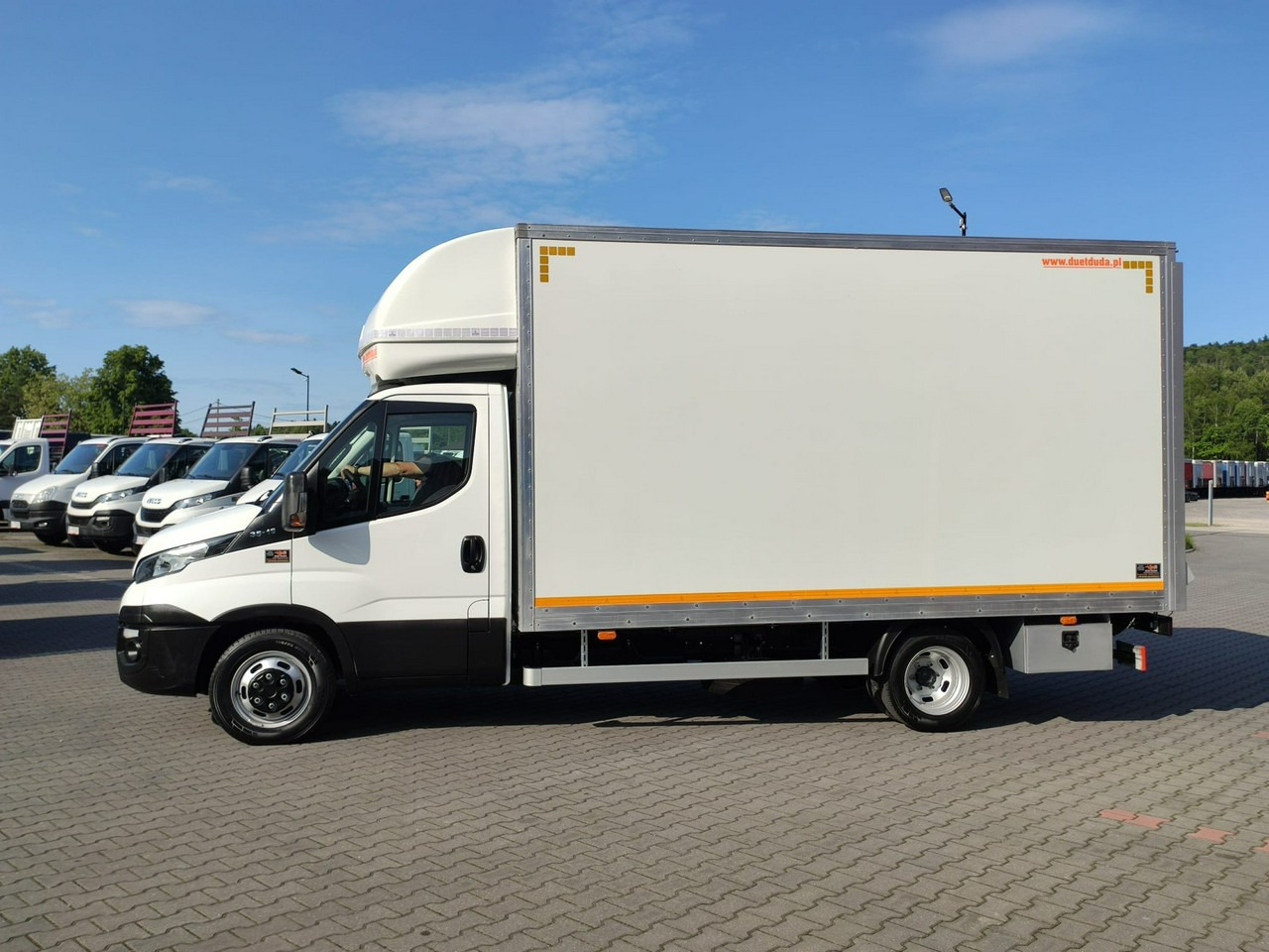Iveco Daily 35C14 - כלי רכב מסחרי עם תיבה: תמונה 3 Iveco Daily 35C14 - כלי רכב מסחרי עם תיבה: תמונה 3