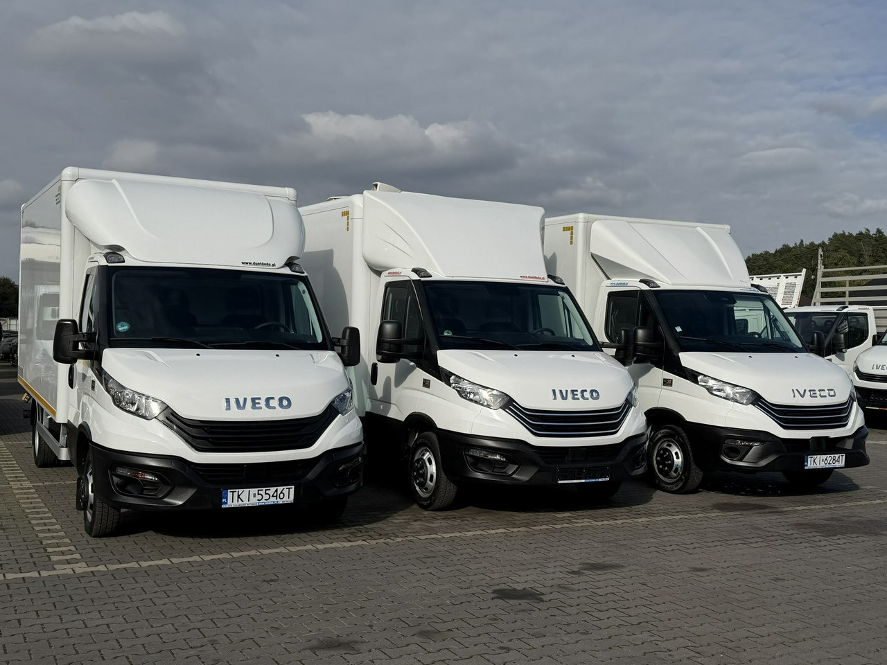 Iveco Daily 35C16 V - כלי רכב מסחרי עם תיבה: תמונה 1 Iveco Daily 35C16 V - כלי רכב מסחרי עם תיבה: תמונה 1