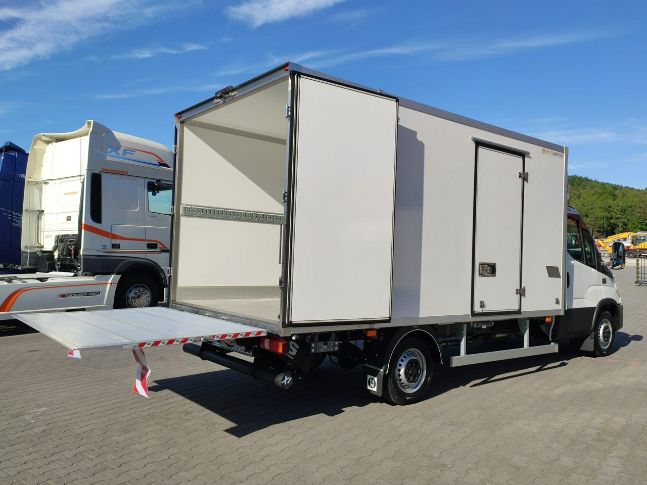 Iveco Daily 35S16 V - כלי רכב מסחרי לקירור: תמונה 4 Iveco Daily 35S16 V - כלי רכב מסחרי לקירור: תמונה 4