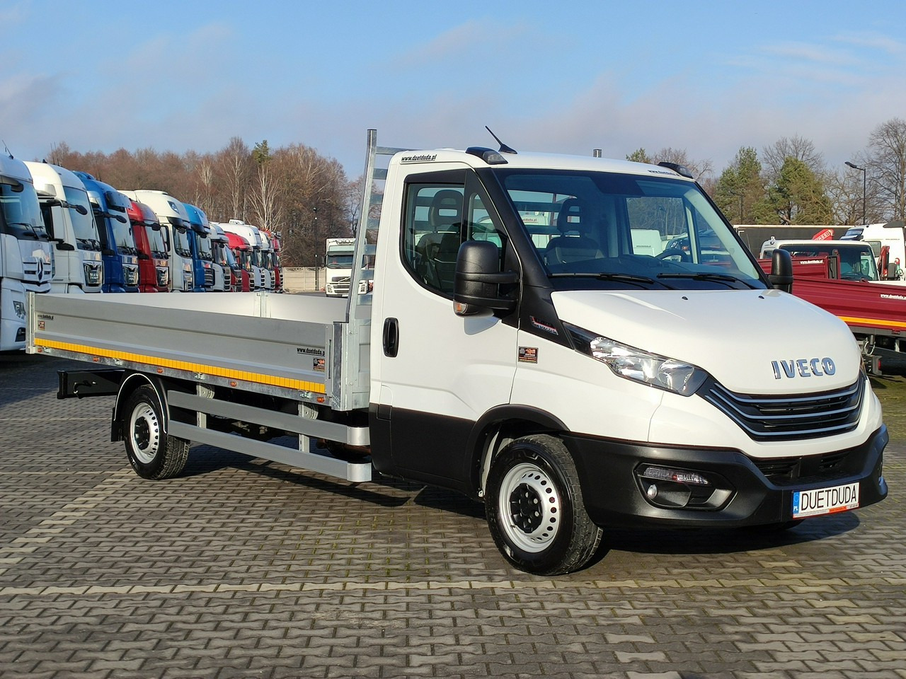 Iveco Daily 35S16 V - כלי רכב מסחרי במיטה שטוחה: תמונה 1 Iveco Daily 35S16 V - כלי רכב מסחרי במיטה שטוחה: תמונה 1