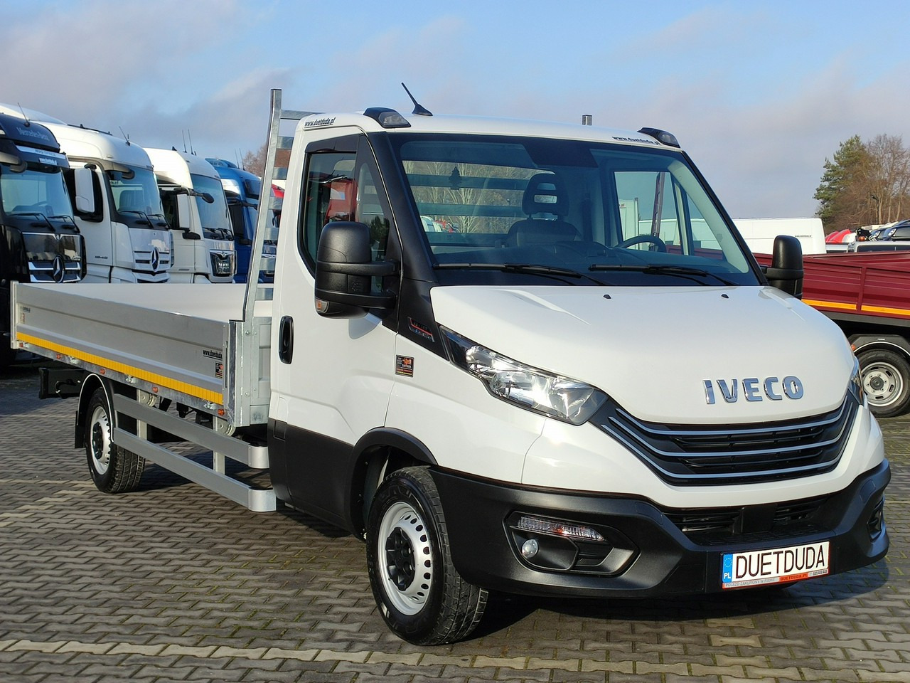 Iveco Daily 35S16 V - כלי רכב מסחרי במיטה שטוחה: תמונה 4 Iveco Daily 35S16 V - כלי רכב מסחרי במיטה שטוחה: תמונה 4