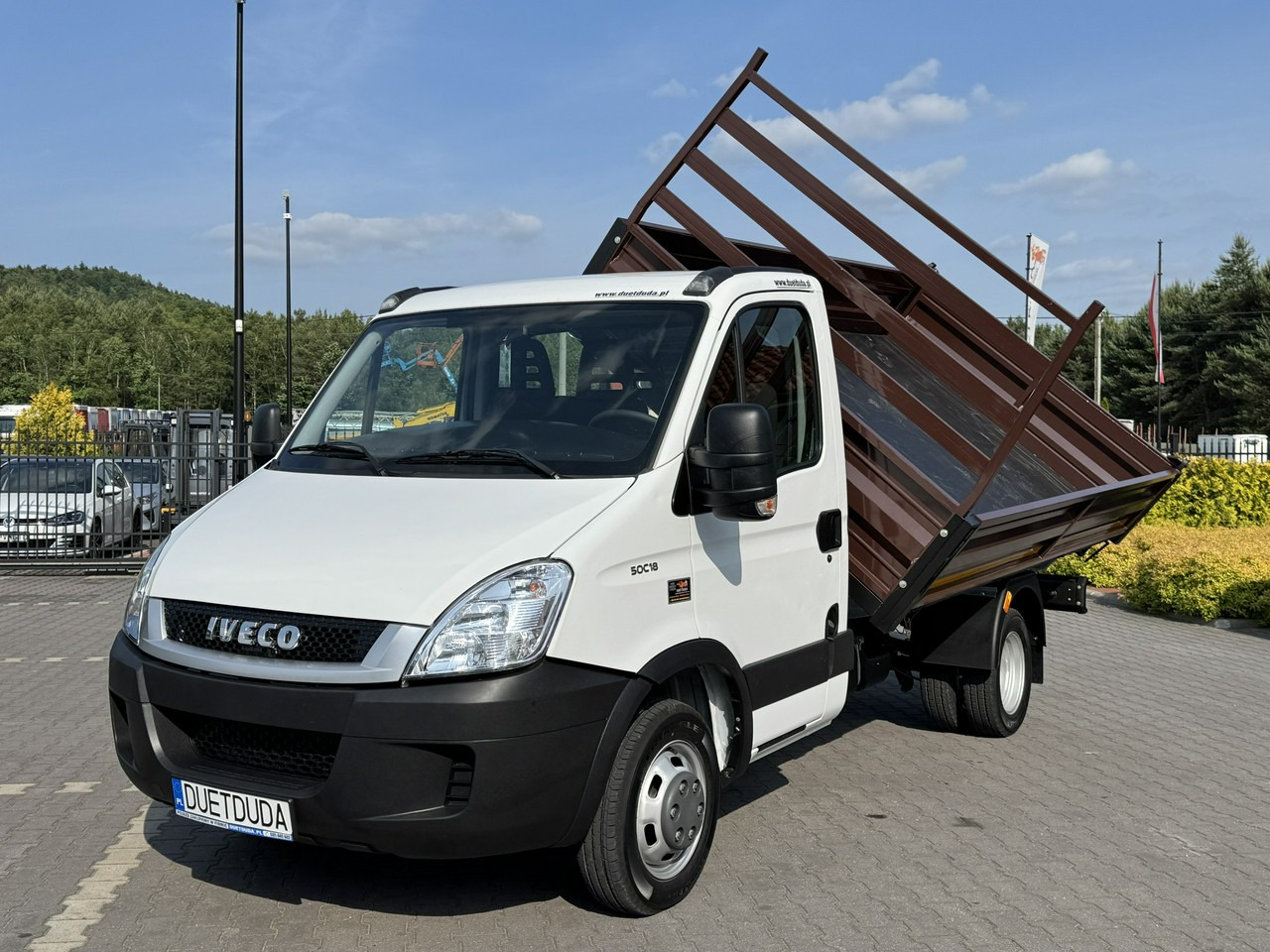 Iveco Daily 50C18 V - כלי רכב מסחרי מזהיר: תמונה 3 Iveco Daily 50C18 V - כלי רכב מסחרי מזהיר: תמונה 3