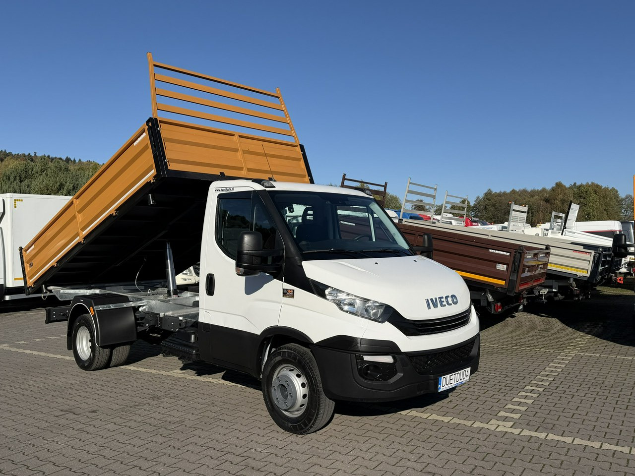 Iveco Daily 65C15 V H - כלי רכב מסחרי מזהיר: תמונה 2 Iveco Daily 65C15 V H - כלי רכב מסחרי מזהיר: תמונה 2