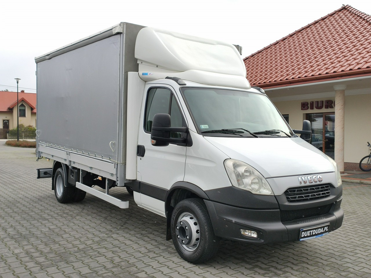 Iveco Daily 70C17 Firana Tył Drzwi Zadbany w Pełni Sprawny Super Stan - כלי רכב מסחרי עם וילונות צד: תמונה 3 Iveco Daily 70C17 Firana Tył Drzwi Zadbany w Pełni Sprawny Super Stan - כלי רכב מסחרי עם וילונות צד: תמונה 3