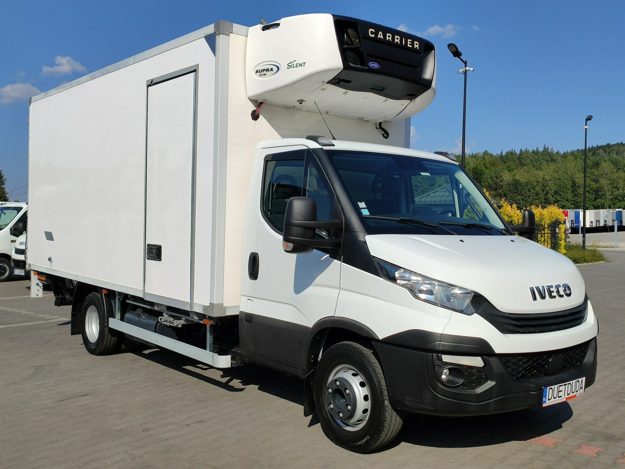 Iveco Daily 72C18 Mroźnia Ściana Grodziowa Podwójny Parownik - כלי רכב מסחרי לקירור: תמונה 2 Iveco Daily 72C18 Mroźnia Ściana Grodziowa Podwójny Parownik - כלי רכב מסחרי לקירור: תמונה 2