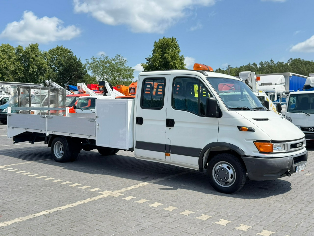 Iveco Daily - משאית גרירה: תמונה 1 Iveco Daily - משאית גרירה: תמונה 1