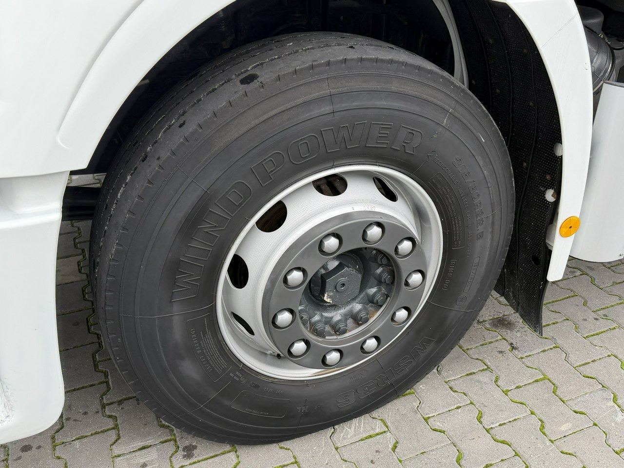 Iveco STRALIS 260S40 E6 Chłodnia Mroźnia Agregat THERMO KING T-1000R - משאית קירור: תמונה 3 Iveco STRALIS 260S40 E6 Chłodnia Mroźnia Agregat THERMO KING T-1000R - משאית קירור: תמונה 3