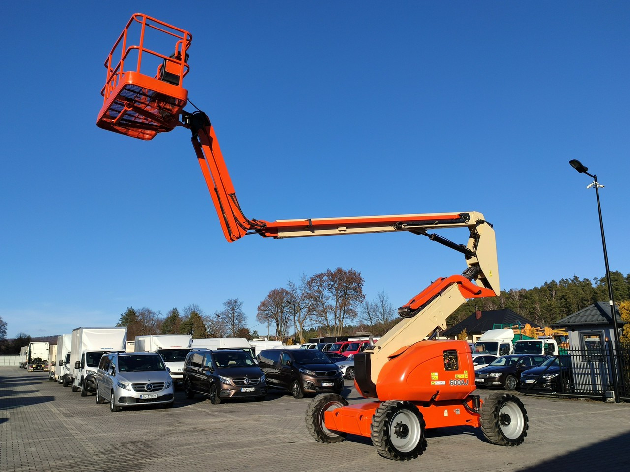 JLG 600AJ 4x4 PODNOŚNIK PRZEGUBOWY - זרוע מרפקי: תמונה 1 JLG 600AJ 4x4 PODNOŚNIK PRZEGUBOWY - זרוע מרפקי: תמונה 1