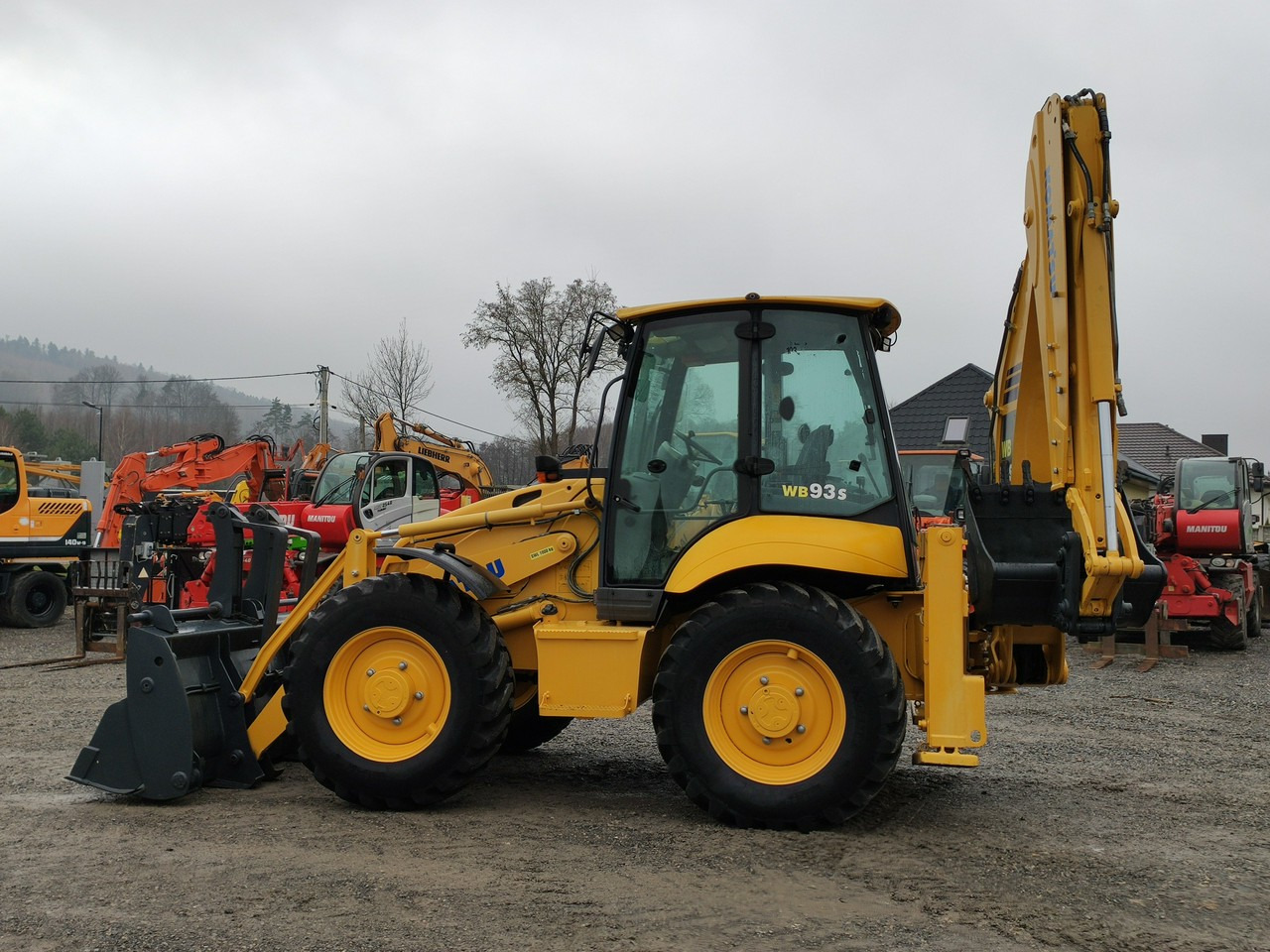 Komatsu WB 93S-5E0 Bez Luzów Zadbana Sprawna Super Stan !!! - מחפרון: תמונה 5 Komatsu WB 93S-5E0 Bez Luzów Zadbana Sprawna Super Stan !!! - מחפרון: תמונה 5
