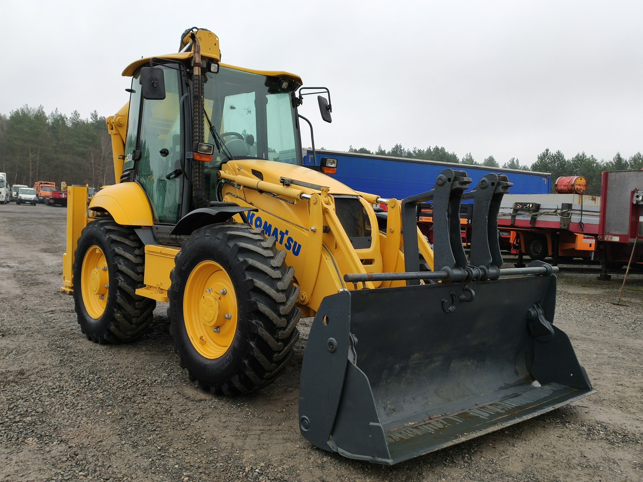 Komatsu WB 93S-5E0 Bez Luzów Zadbana Sprawna Super Stan !!! - מחפרון: תמונה 2 Komatsu WB 93S-5E0 Bez Luzów Zadbana Sprawna Super Stan !!! - מחפרון: תמונה 2