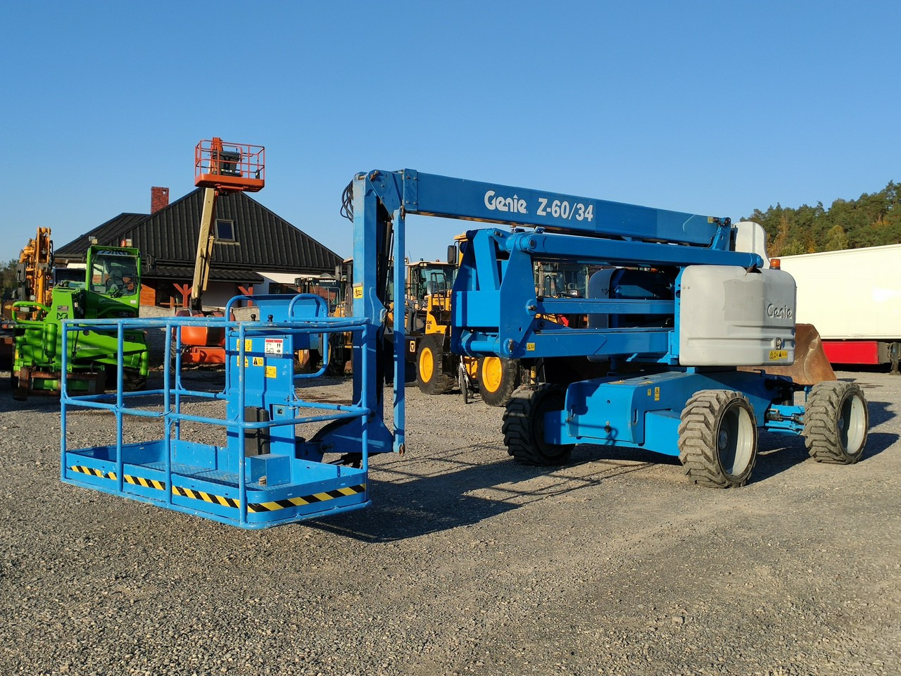 Manitou 200 ATJ,Genie Z60/34 PODNOŚNIK PRZEGUBOWY TELEKOPOWY JGL 4x4 4WD - זרוע מרפקי: תמונה 2 Manitou 200 ATJ,Genie Z60/34 PODNOŚNIK PRZEGUBOWY TELEKOPOWY JGL 4x4 4WD - זרוע מרפקי: תמונה 2