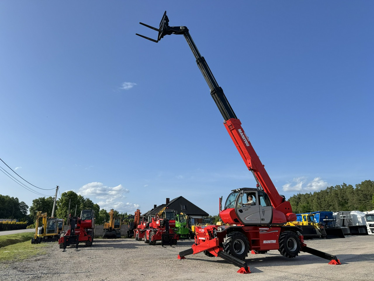 Manitou MRT 2150 ROTO Ładowarka Teleskopowa Obrotowa 2550 - מפעיל טלסקופי: תמונה 1 Manitou MRT 2150 ROTO Ładowarka Teleskopowa Obrotowa 2550 - מפעיל טלסקופי: תמונה 1