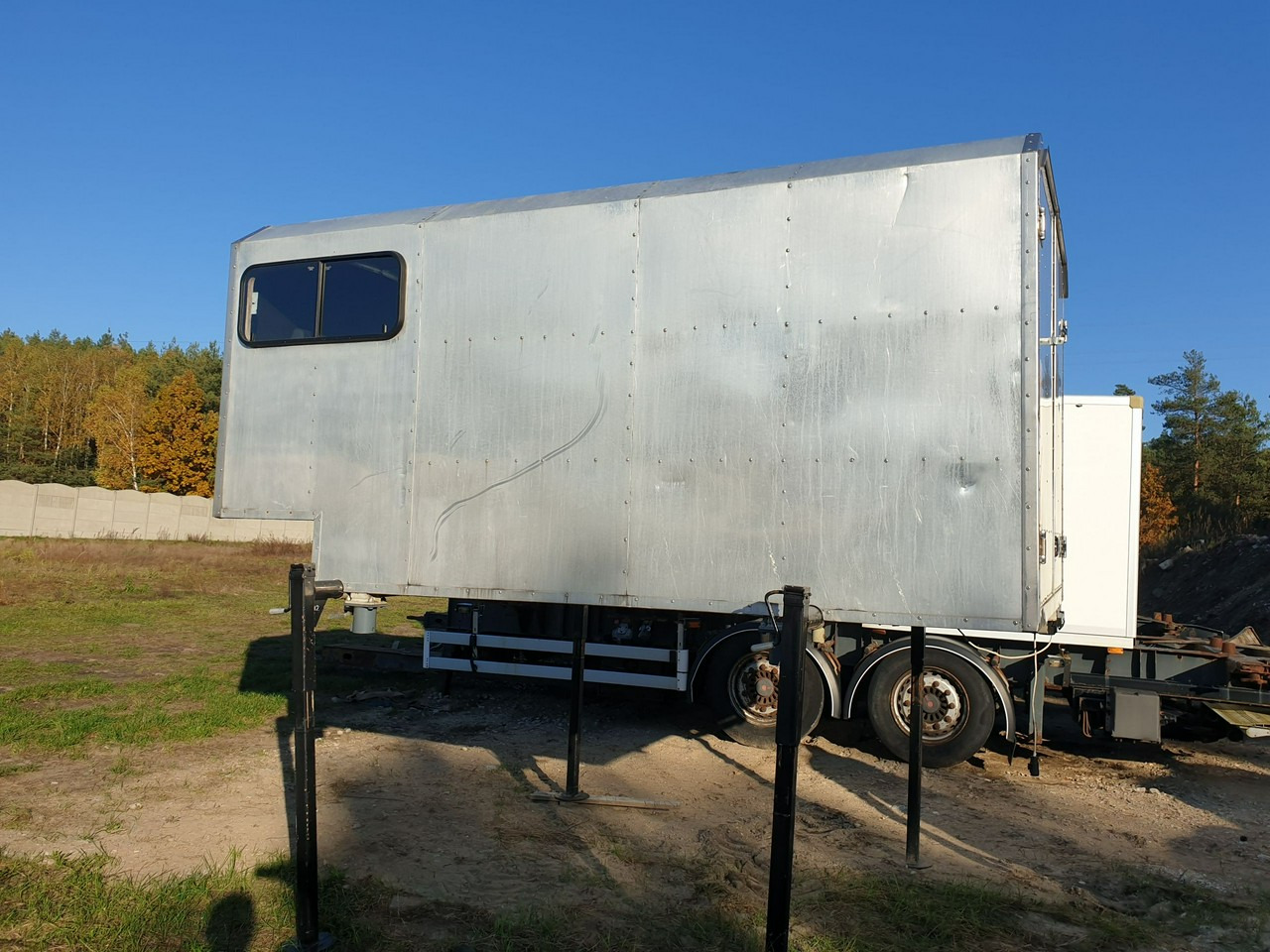 Mercedes ATEGO 1221 - גוף החלפה - תיבה: תמונה 2 Mercedes ATEGO 1221 - גוף החלפה - תיבה: תמונה 2