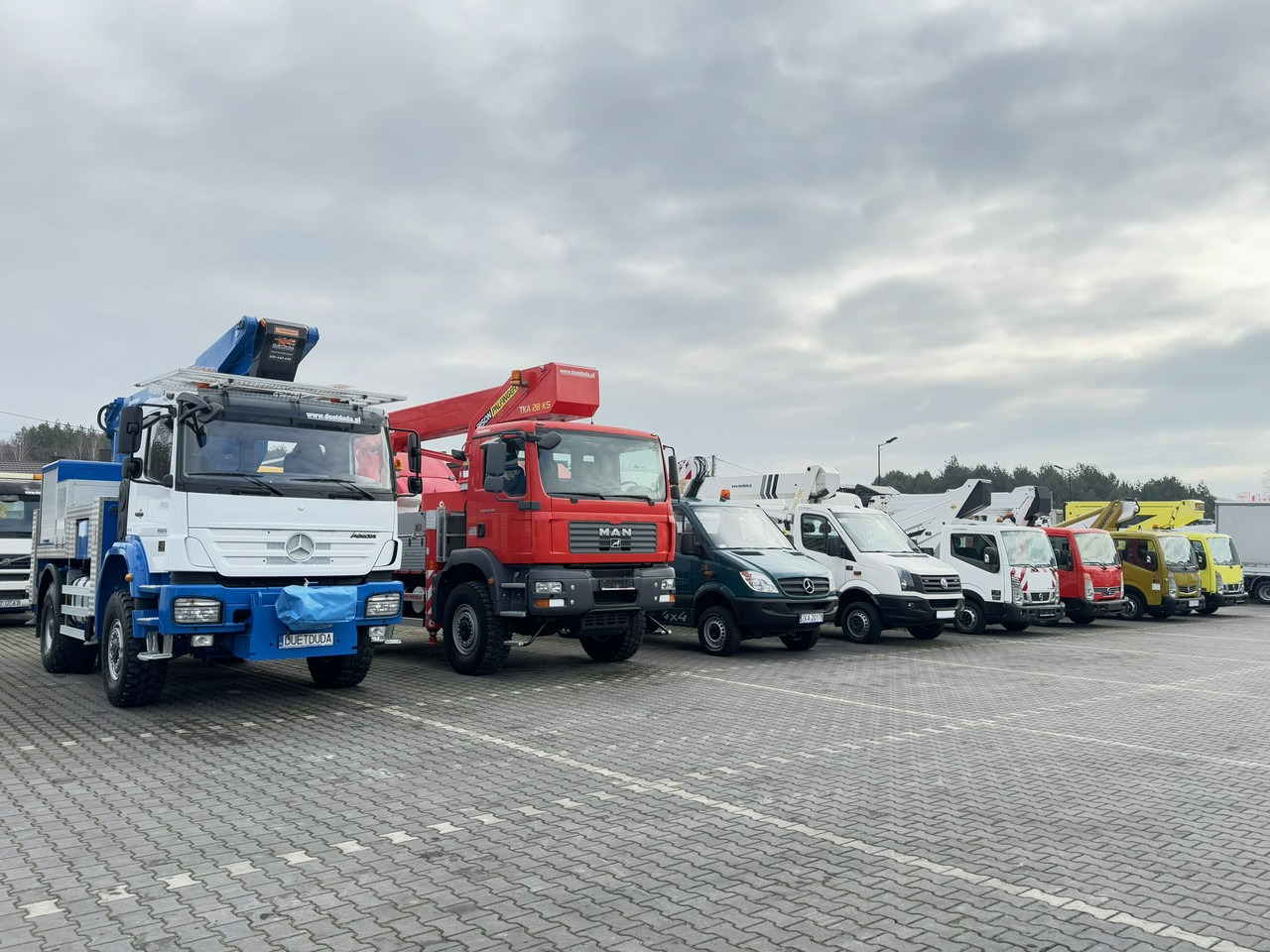 Mercedes AXOR 1829 4x4 Zwyżka RUTHMANN STEIGER T270S16 Podnośnik Koszowy - פלטפורמה אווירית מותקנת על משאית: תמונה 2 Mercedes AXOR 1829 4x4 Zwyżka RUTHMANN STEIGER T270S16 Podnośnik Koszowy - פלטפורמה אווירית מותקנת על משאית: תמונה 2