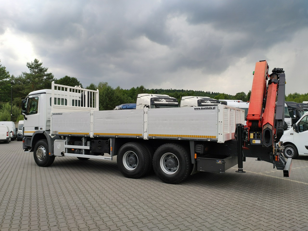 Mercedes Actros 2636 6x4 HDS Palfinger PK 18002-EH Rotato - משאית צד נופל/ שטוחה, משאית מנוף: תמונה 4 Mercedes Actros 2636 6x4 HDS Palfinger PK 18002-EH Rotato - משאית צד נופל/ שטוחה, משאית מנוף: תמונה 4