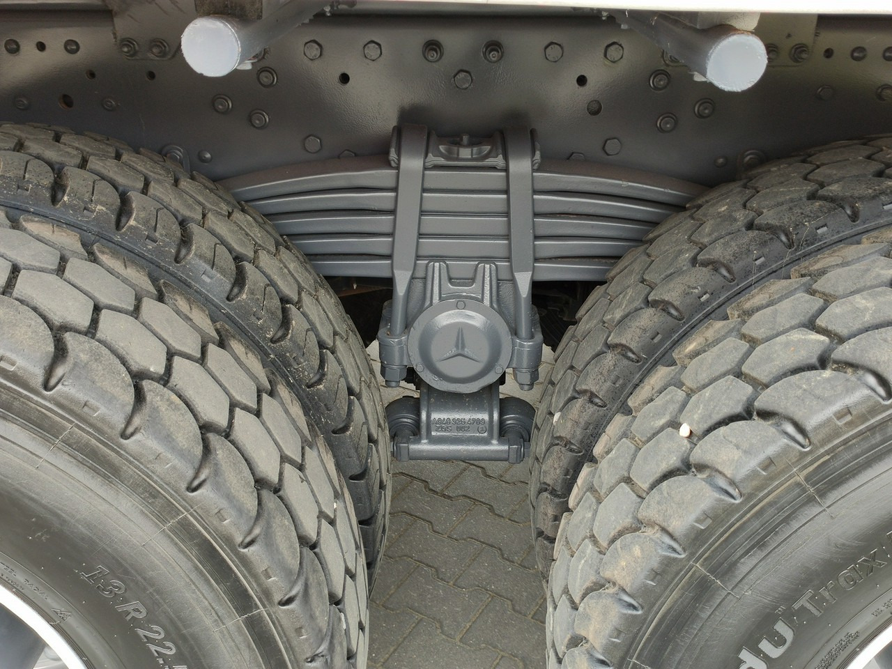 מזהיר Mercedes Actros 4141 8x6 Wywrot SKIBICKI Automat EPS ze Sprzegłem !!!: תמונה 36 מזהיר Mercedes Actros 4141 8x6 Wywrot SKIBICKI Automat EPS ze Sprzegłem !!!: תמונה 36