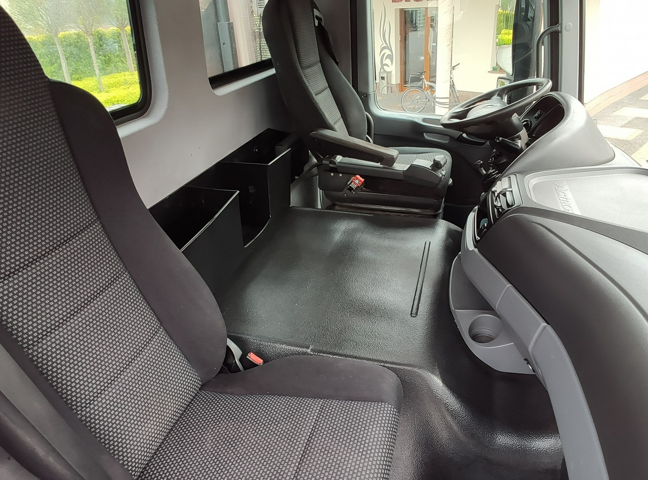 מזהיר Mercedes Actros 4141 8x6 Wywrot SKIBICKI Automat EPS ze Sprzegłem !!!: תמונה 32 מזהיר Mercedes Actros 4141 8x6 Wywrot SKIBICKI Automat EPS ze Sprzegłem !!!: תמונה 32