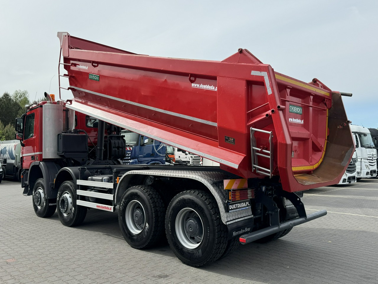 מזהיר Mercedes Actros 4141 8x6 Wywrot SKIBICKI Automat EPS ze Sprzegłem !!!: תמונה 18 מזהיר Mercedes Actros 4141 8x6 Wywrot SKIBICKI Automat EPS ze Sprzegłem !!!: תמונה 18