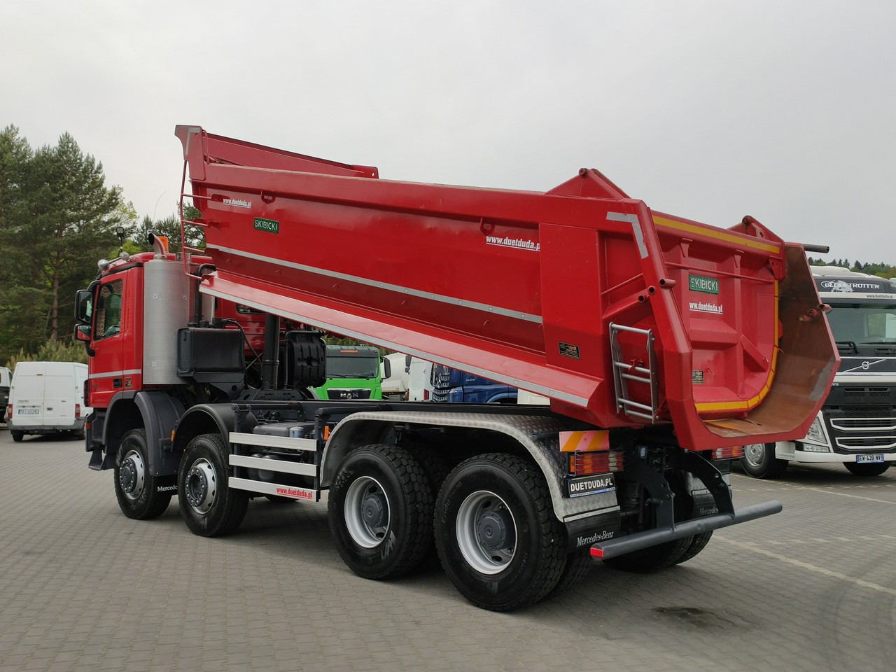 מזהיר Mercedes Actros 4141 8x6 Wywrot SKIBICKI Automat EPS ze Sprzegłem !!!: תמונה 25 מזהיר Mercedes Actros 4141 8x6 Wywrot SKIBICKI Automat EPS ze Sprzegłem !!!: תמונה 25