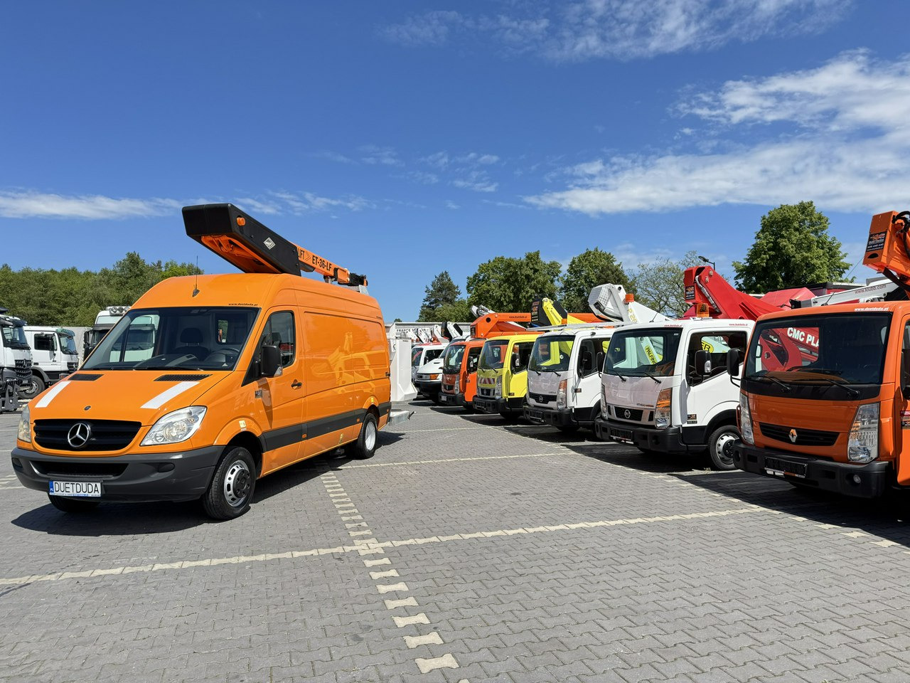 Mercedes Sprinter Zwyżka Podnośnik Koszowy VERSALIFT KLUBB ET-36-LF UDT - פלטפורמה אווירית מותקנת על משאית: תמונה 2 Mercedes Sprinter Zwyżka Podnośnik Koszowy VERSALIFT KLUBB ET-36-LF UDT - פלטפורמה אווירית מותקנת על משאית: תמונה 2