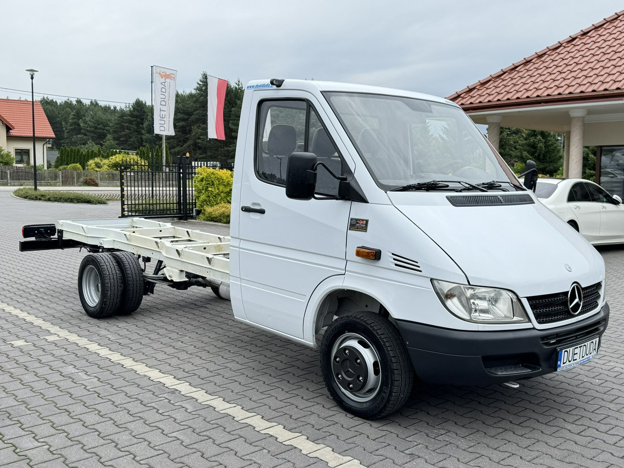 Mercedes Sprinter - משאית עם שלדת תא: תמונה 1 Mercedes Sprinter - משאית עם שלדת תא: תמונה 1