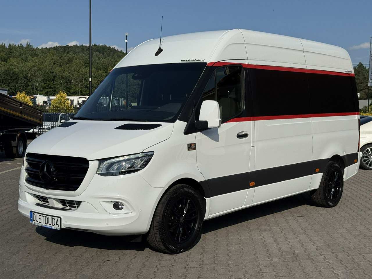 Mercedes Sprinter - כלי רכב מסחרי עם לוח: תמונה 2 Mercedes Sprinter - כלי רכב מסחרי עם לוח: תמונה 2