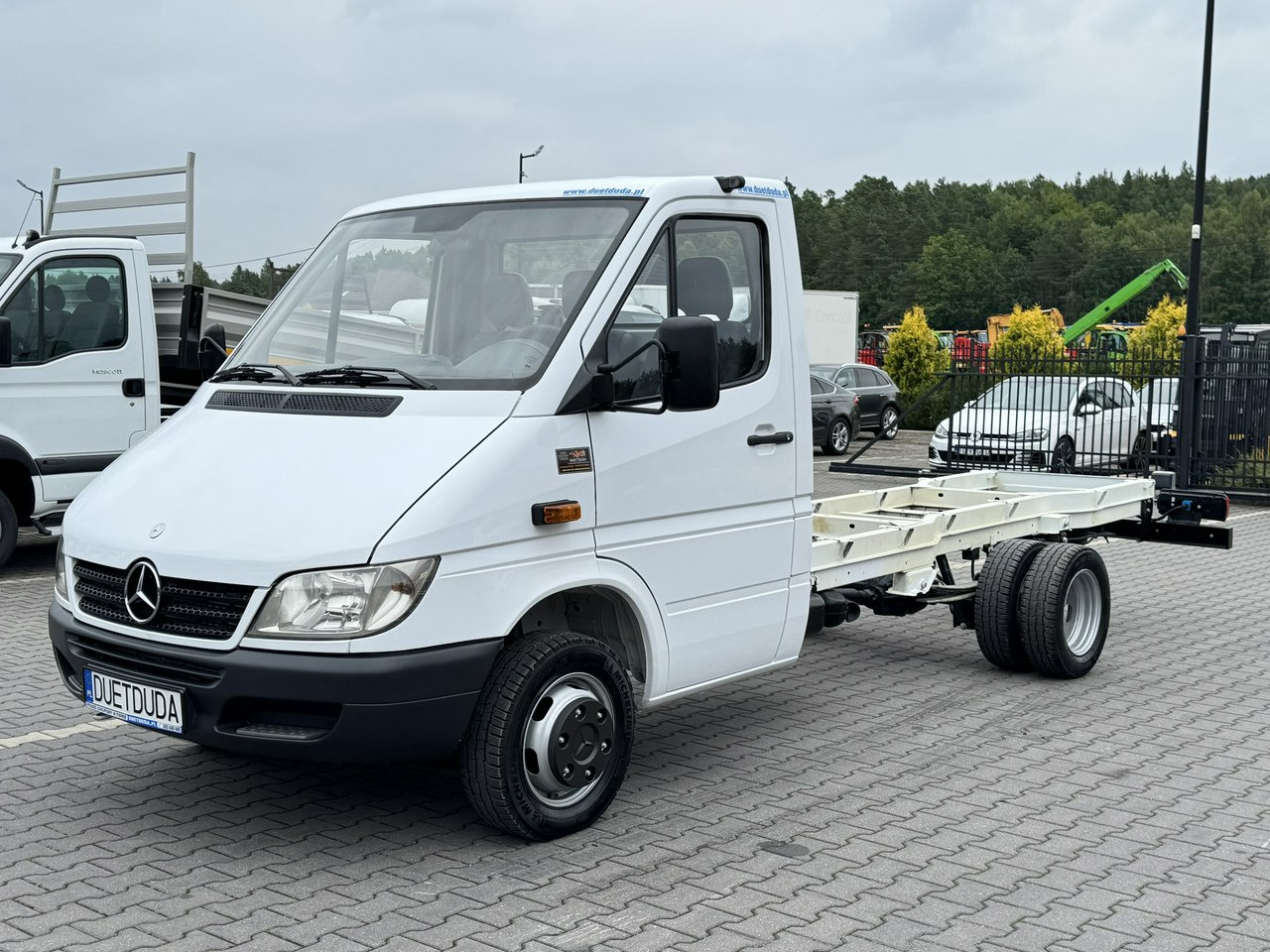 Mercedes Sprinter - משאית עם שלדת תא: תמונה 2 Mercedes Sprinter - משאית עם שלדת תא: תמונה 2