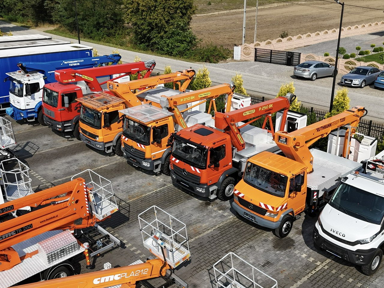 Mercedes Vario 814 D 4x4 Zwyżka RUTHMANN STEIGER T220 Podnośnik Koszowy - פלטפורמה אווירית מותקנת על משאית: תמונה 1 Mercedes Vario 814 D 4x4 Zwyżka RUTHMANN STEIGER T220 Podnośnik Koszowy - פלטפורמה אווירית מותקנת על משאית: תמונה 1