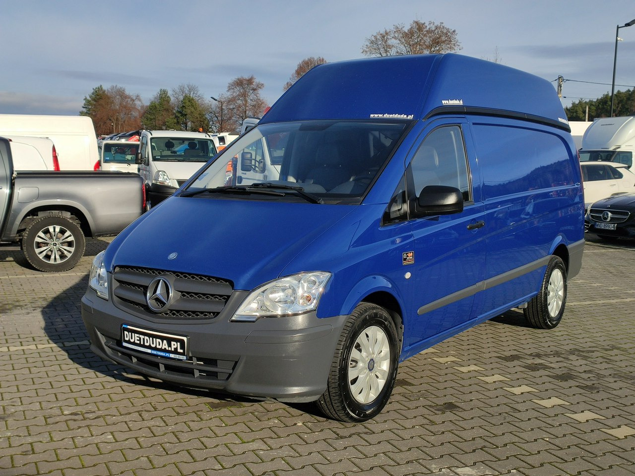 Mercedes Vito - כלי רכב מסחרי עם לוח: תמונה 2 Mercedes Vito - כלי רכב מסחרי עם לוח: תמונה 2