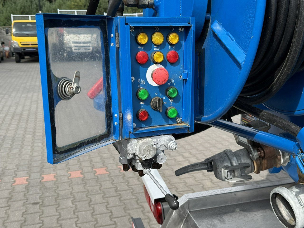 הַחכָּרָה Mitsubishi Canter 7C18 3.0/150 KM Asenizcyjny Mitsubishi Canter 7C18 3.0/150 KM Asenizcyjny: תמונה 20