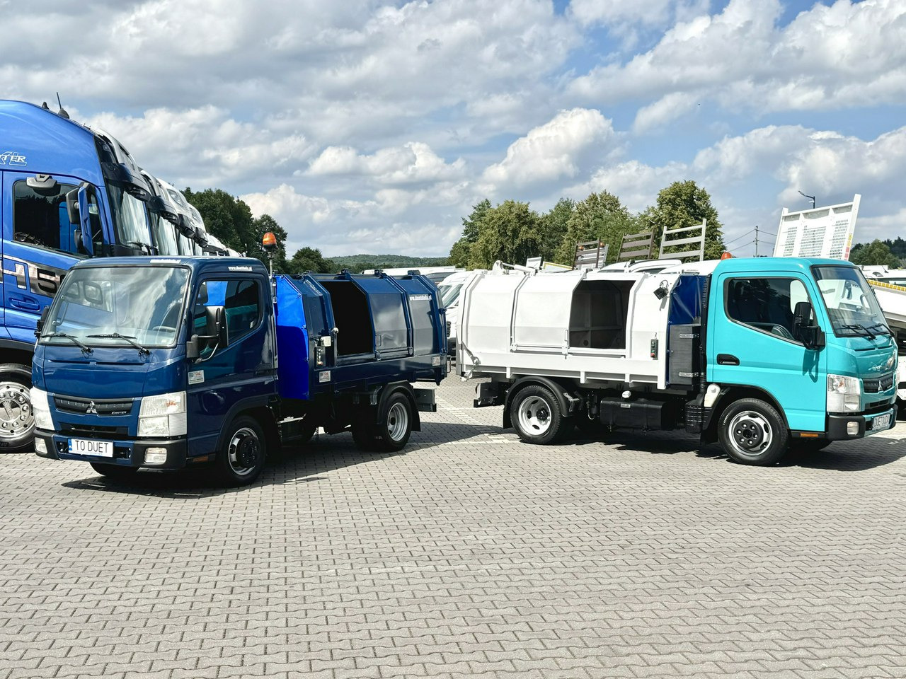 Mitsubishi Canter - משאית אשפה: תמונה 1 Mitsubishi Canter - משאית אשפה: תמונה 1