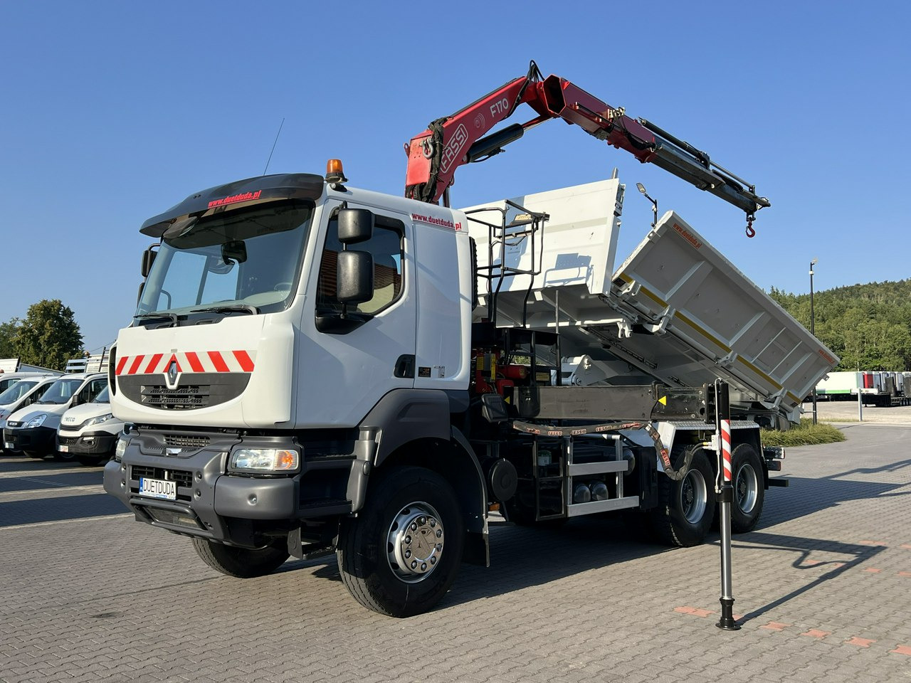 Renault Kerax 26.390 6x4 Mocny HDS FASSI F170 Sterowanie Radiowe - מזהיר, משאית מנוף: תמונה 2 Renault Kerax 26.390 6x4 Mocny HDS FASSI F170 Sterowanie Radiowe - מזהיר, משאית מנוף: תמונה 2