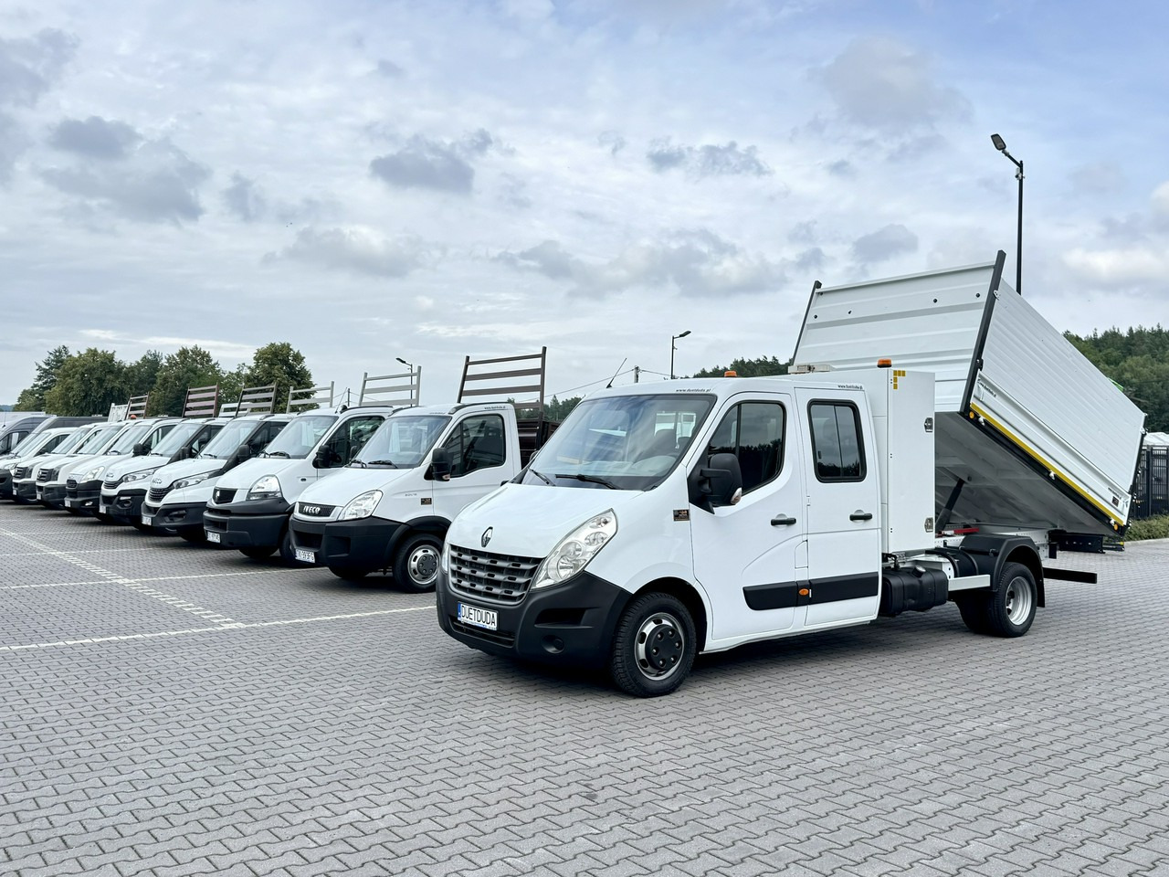 Renault Master - כלי רכב מסחרי מזהיר: תמונה 1 Renault Master - כלי רכב מסחרי מזהיר: תמונה 1