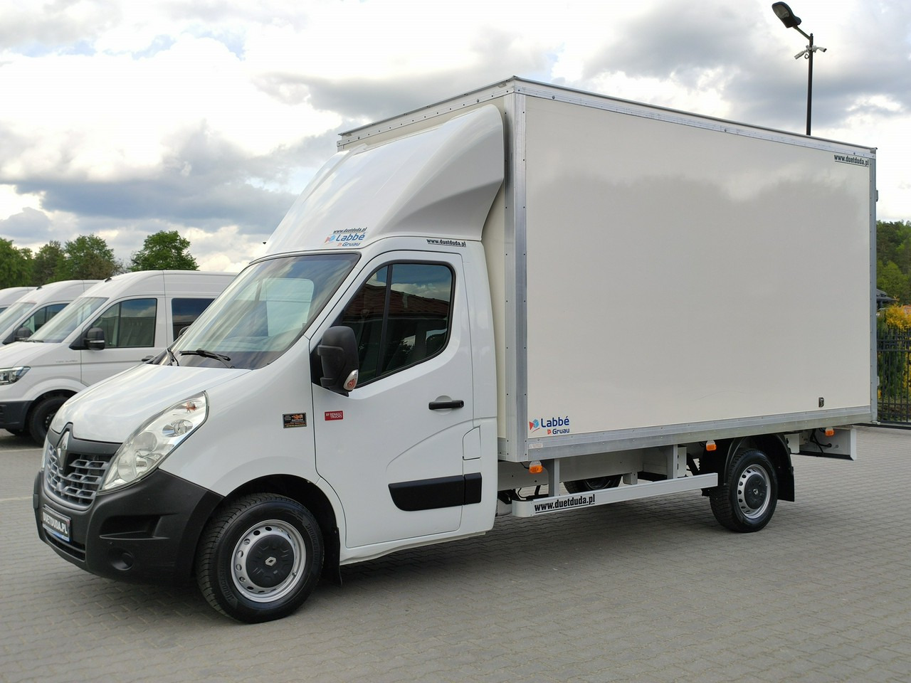 Renault Master - כלי רכב מסחרי עם תיבה: תמונה 2 Renault Master - כלי רכב מסחרי עם תיבה: תמונה 2