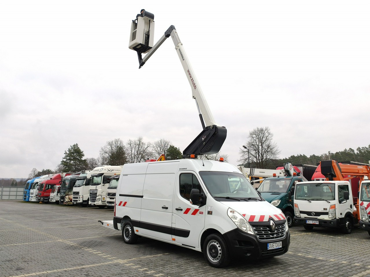 Renault Master - פלטפורמה אווירית מותקנת על משאית: תמונה 3 Renault Master - פלטפורמה אווירית מותקנת על משאית: תמונה 3