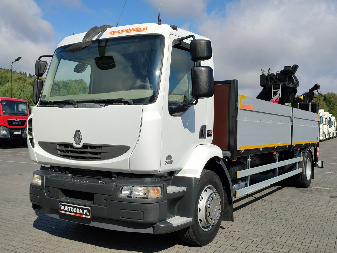 Renault Midlum 180.240DXI + HDS HYVA HB170E2 Udzwig 3.6Tony - משאית צד נופל/ שטוחה, משאית מנוף: תמונה 5 Renault Midlum 180.240DXI + HDS HYVA HB170E2 Udzwig 3.6Tony - משאית צד נופל/ שטוחה, משאית מנוף: תמונה 5