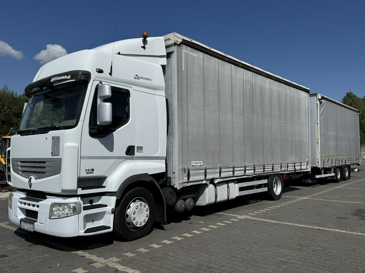 Renault Premium 380 DXi Euro 5 Firana 19 Palet Dach Zsuwany 18ton DMC - משאית וילונות צד: תמונה 1 Renault Premium 380 DXi Euro 5 Firana 19 Palet Dach Zsuwany 18ton DMC - משאית וילונות צד: תמונה 1