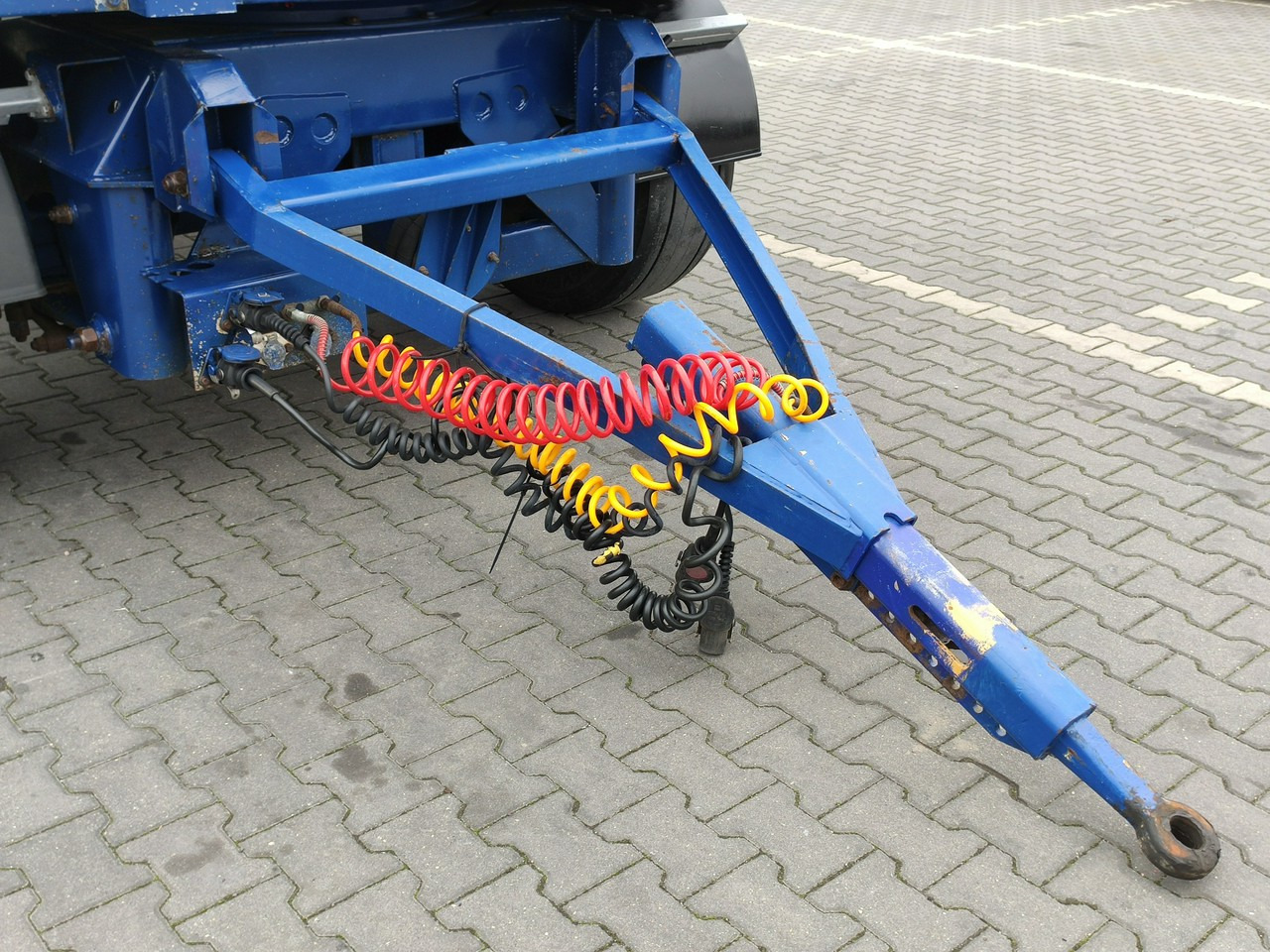 Samro Ciężarowa 2-osiowa na poduszkach - קרון נגרר צד נופל/ שטוח: תמונה 5 Samro Ciężarowa 2-osiowa na poduszkach - קרון נגרר צד נופל/ שטוח: תמונה 5