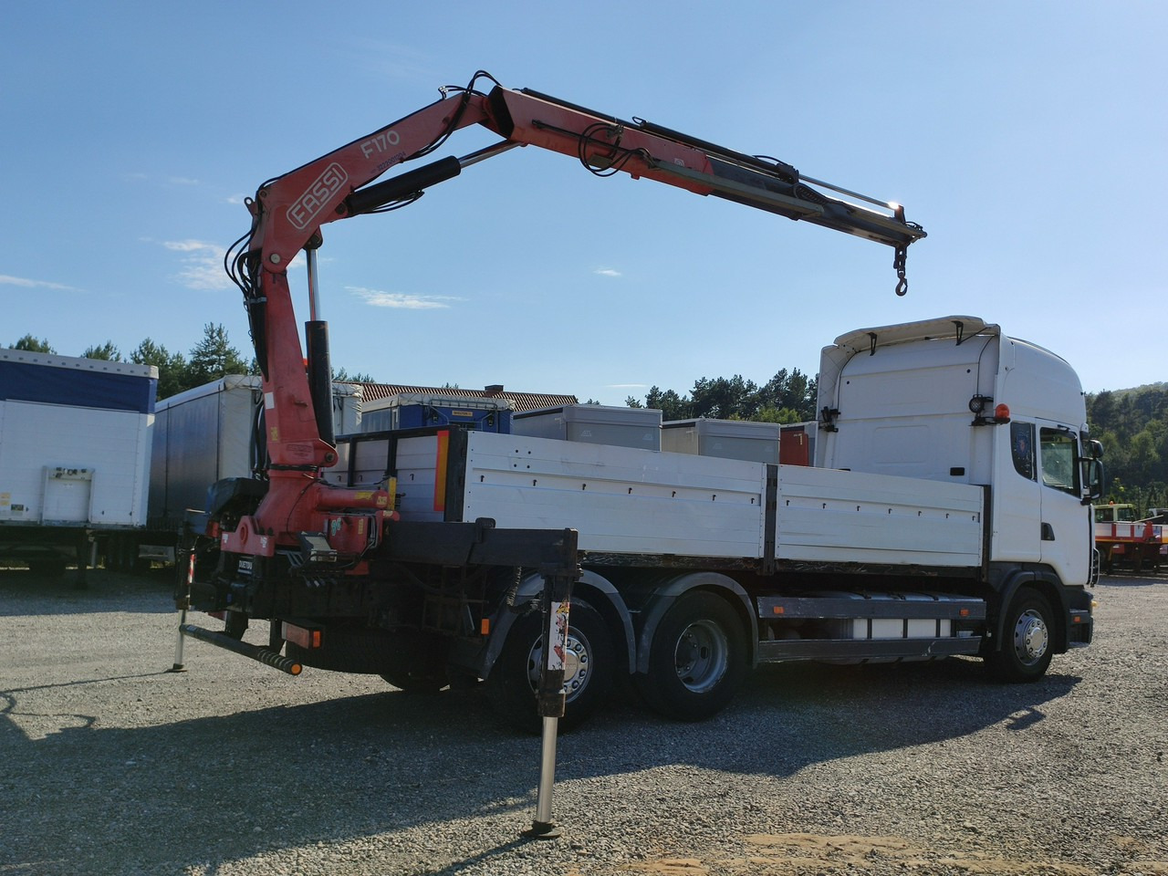 Scania 124L 420 6x2 Retarder HDS FASSI F170 Budowlanka - משאית צד נופל/ שטוחה, משאית מנוף: תמונה 2 Scania 124L 420 6x2 Retarder HDS FASSI F170 Budowlanka - משאית צד נופל/ שטוחה, משאית מנוף: תמונה 2