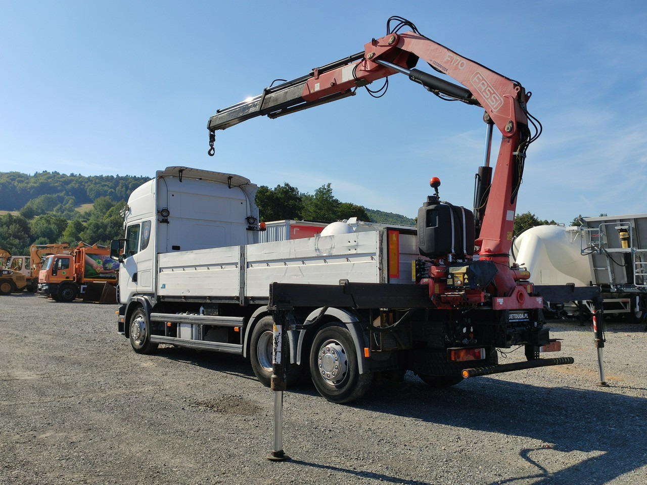 Scania 124L 420 6x2 Retarder HDS FASSI F170 Budowlanka - משאית צד נופל/ שטוחה, משאית מנוף: תמונה 3 Scania 124L 420 6x2 Retarder HDS FASSI F170 Budowlanka - משאית צד נופל/ שטוחה, משאית מנוף: תמונה 3