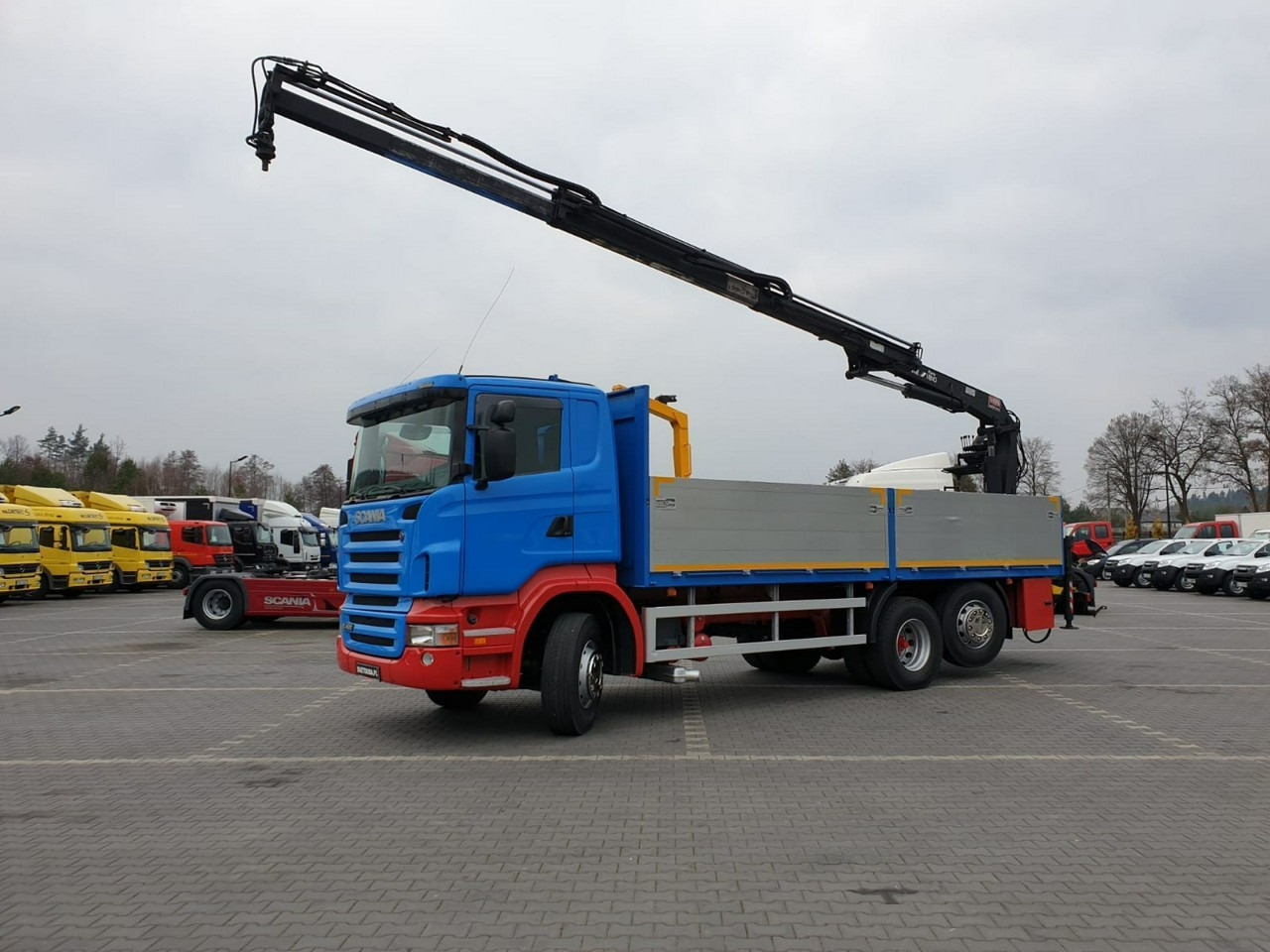 Scania R 400 LB 6x2 HDS Budowlanka Widły Oś Skrętna Super Stan - משאית צד נופל/ שטוחה, משאית מנוף: תמונה 2 Scania R 400 LB 6x2 HDS Budowlanka Widły Oś Skrętna Super Stan - משאית צד נופל/ שטוחה, משאית מנוף: תמונה 2