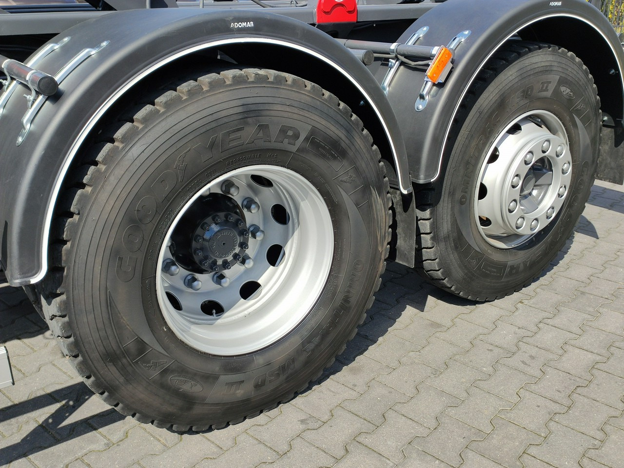 משאית הרמת וו Volvo FE 26.300 Hakowiec Napęd 6x2 Oś Skrętna: תמונה 21